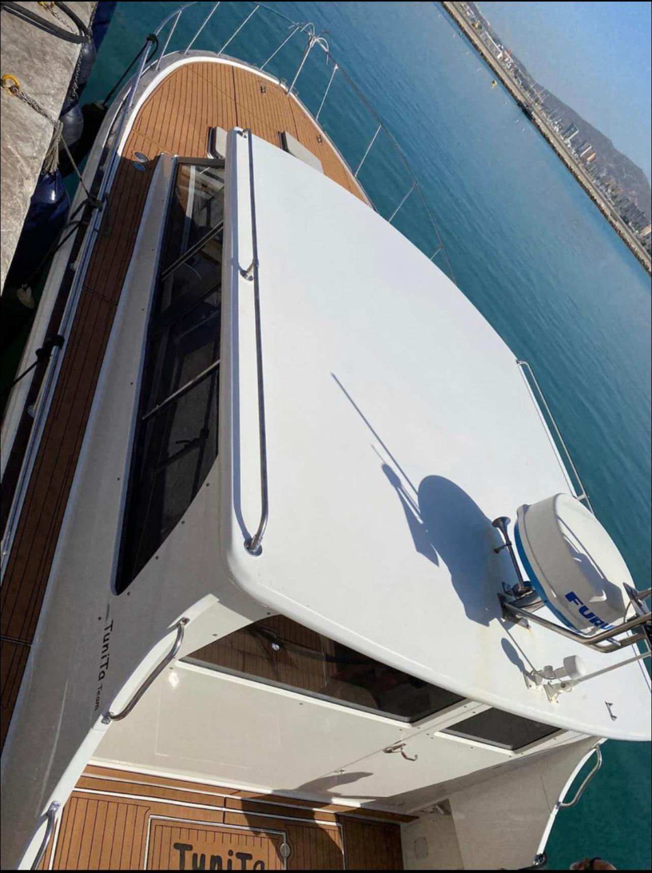 Barco Americano Sotogrande 托雷加迪亚罗 外观 照片